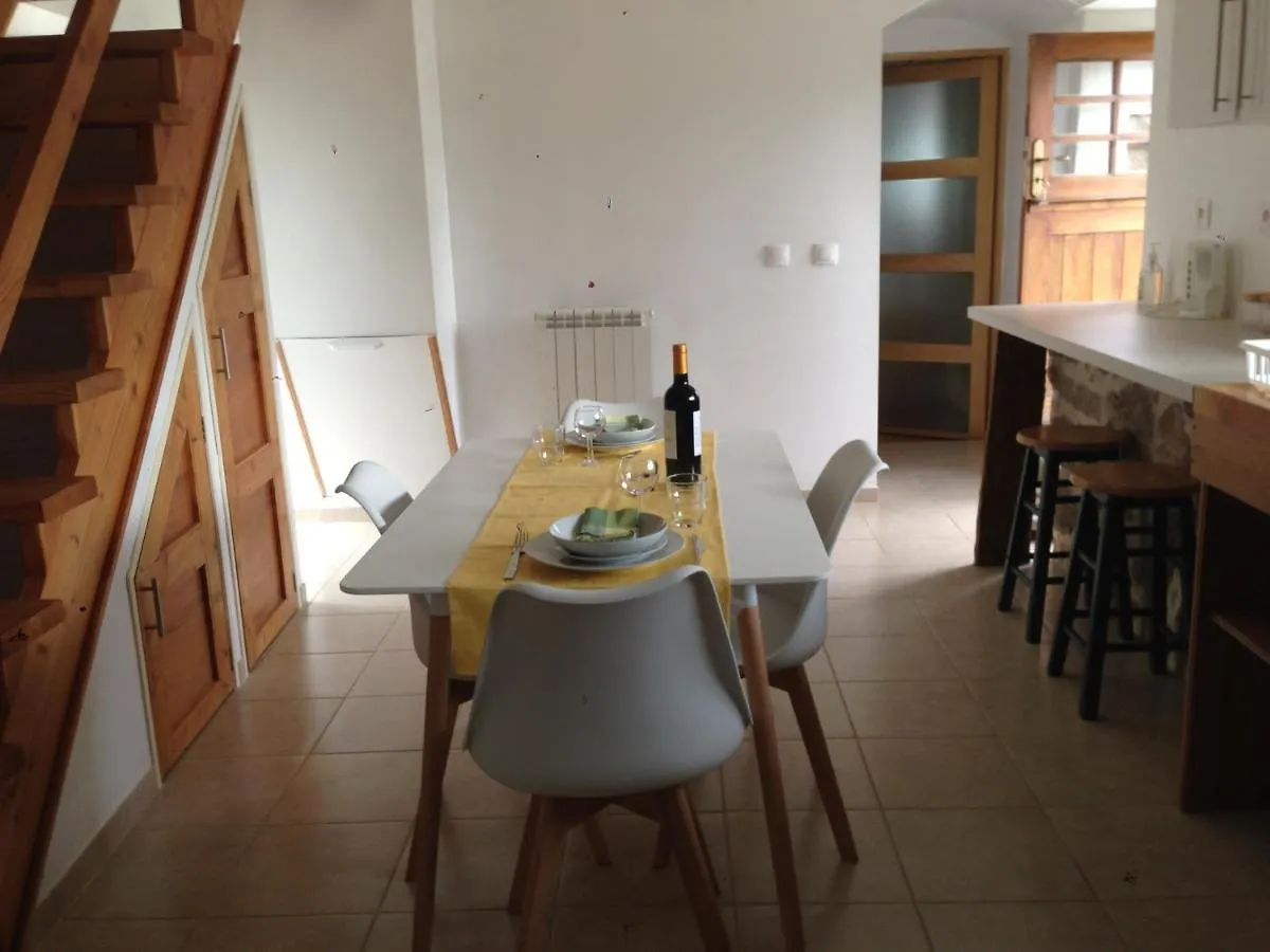 Captivating 2-Bed House With Log Burner In Kérien